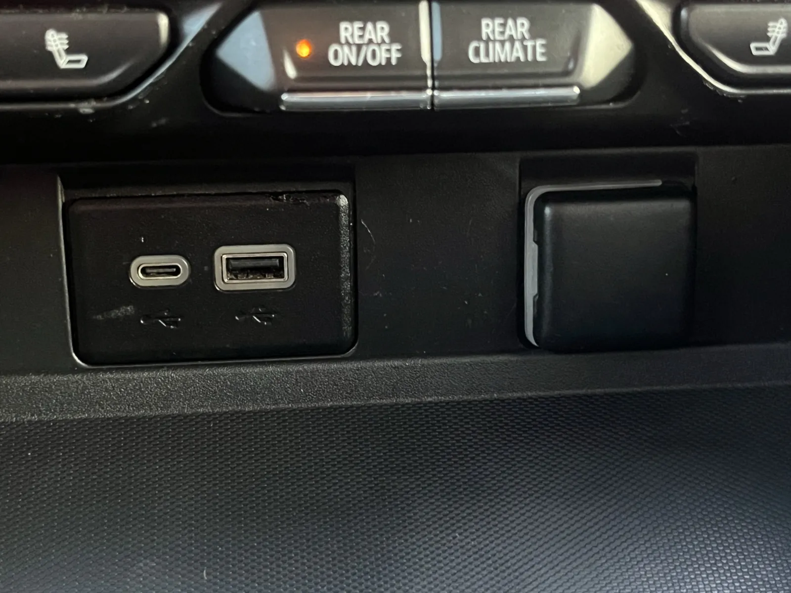 Chevrolet Tahoe photo 21