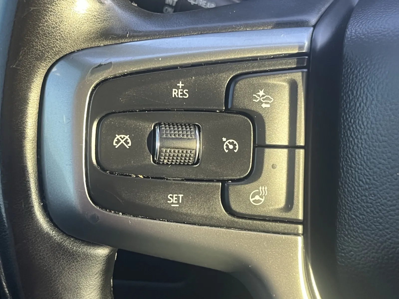 Chevrolet Tahoe photo 17