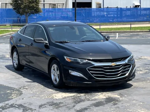 Photos of 2019 Chevrolet Malibu LS for sale in Alvin, TX at Auto Boutique Texas