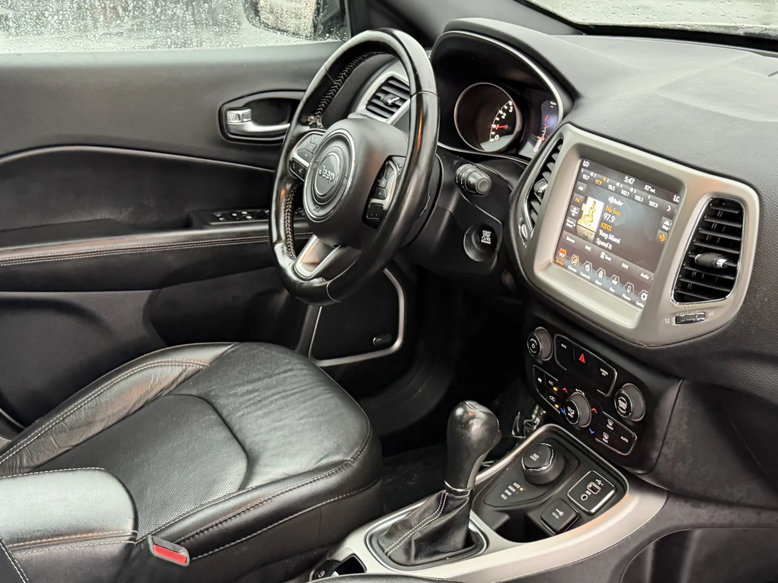 Jeep Compass photo 16