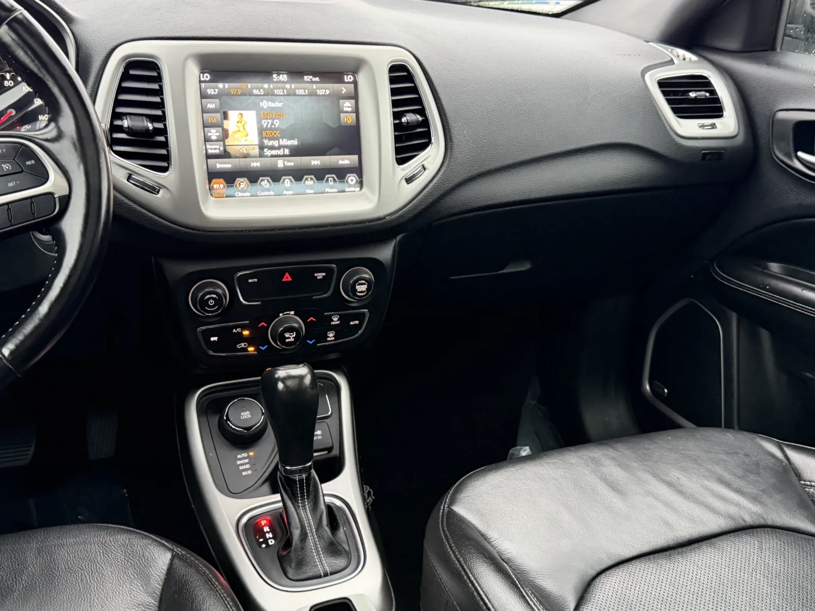 Jeep Compass photo 18