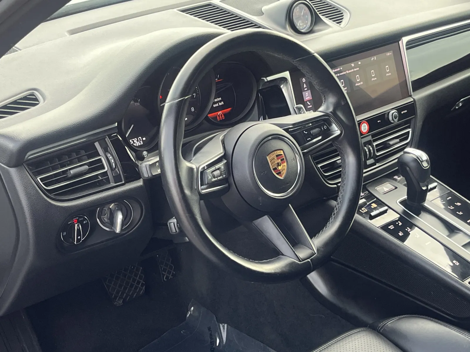 Porsche Macan photo 10