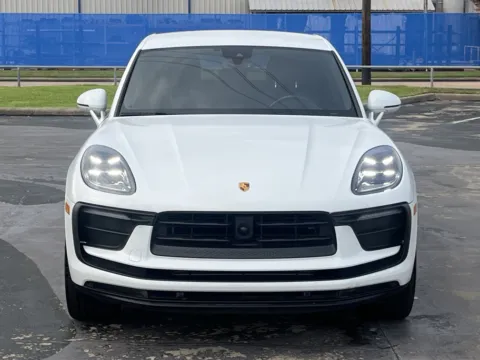 More photos of 2023 Porsche Macan at Auto Boutique Texas, TX