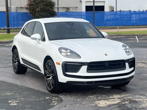 Photos of 2023 Porsche Macan for sale in Alvin, TX at Auto Boutique Texas
