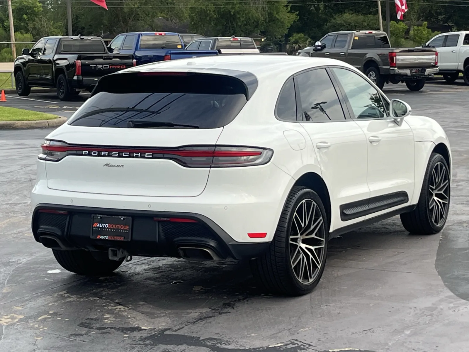 Porsche Macan photo 6