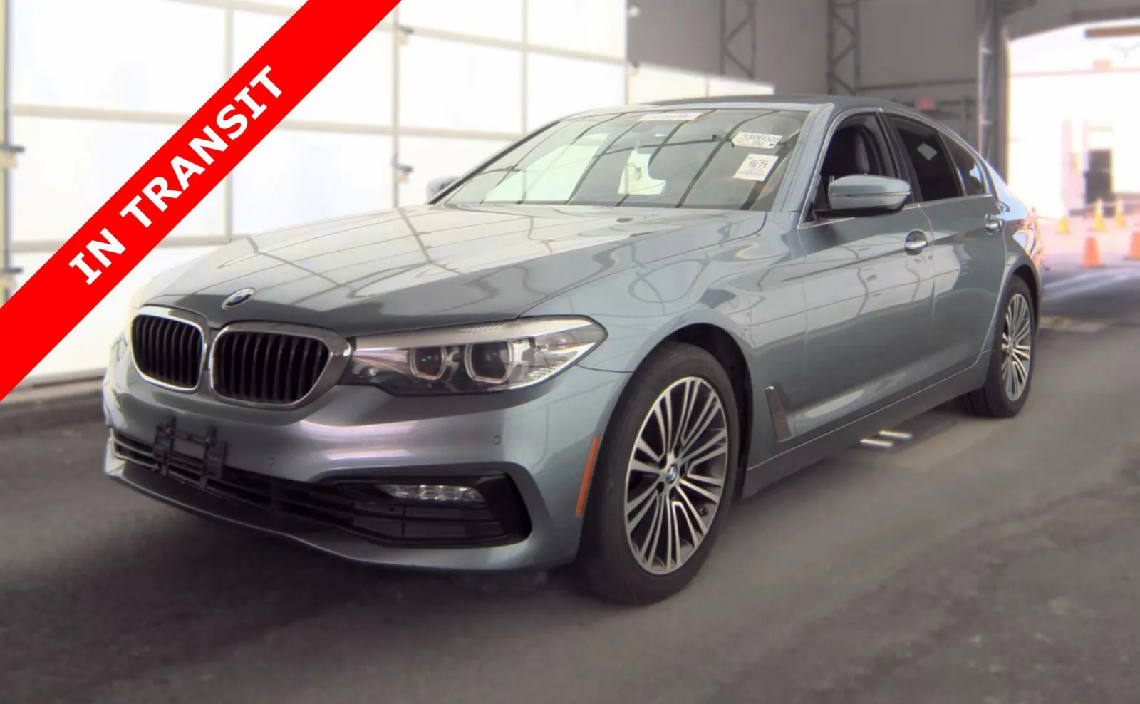 2018 BMW 5 Series 530i Sedan's photo