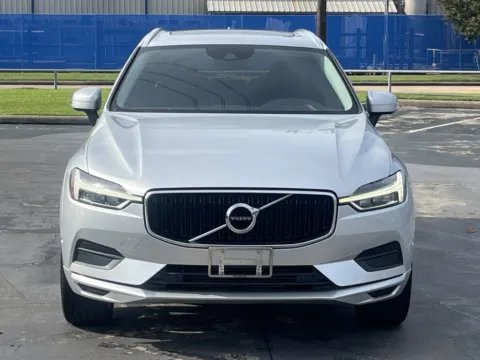 More photos of 2019 Volvo XC60 Momentum at Auto Boutique Texas, TX