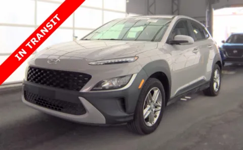 Silver 2022 Hyundai Kona SE for sale in Alvin, TX