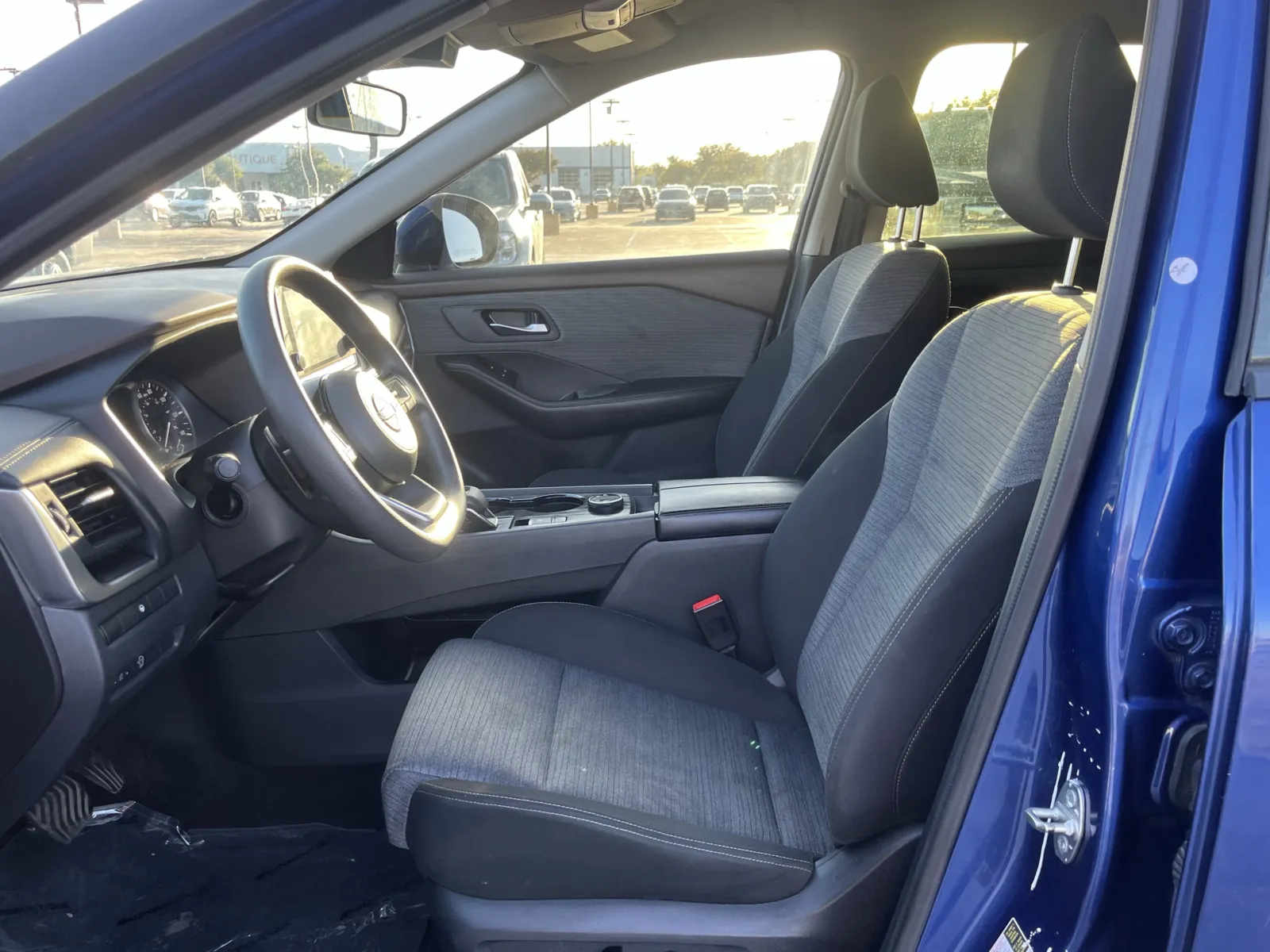 Nissan Rogue photo 28