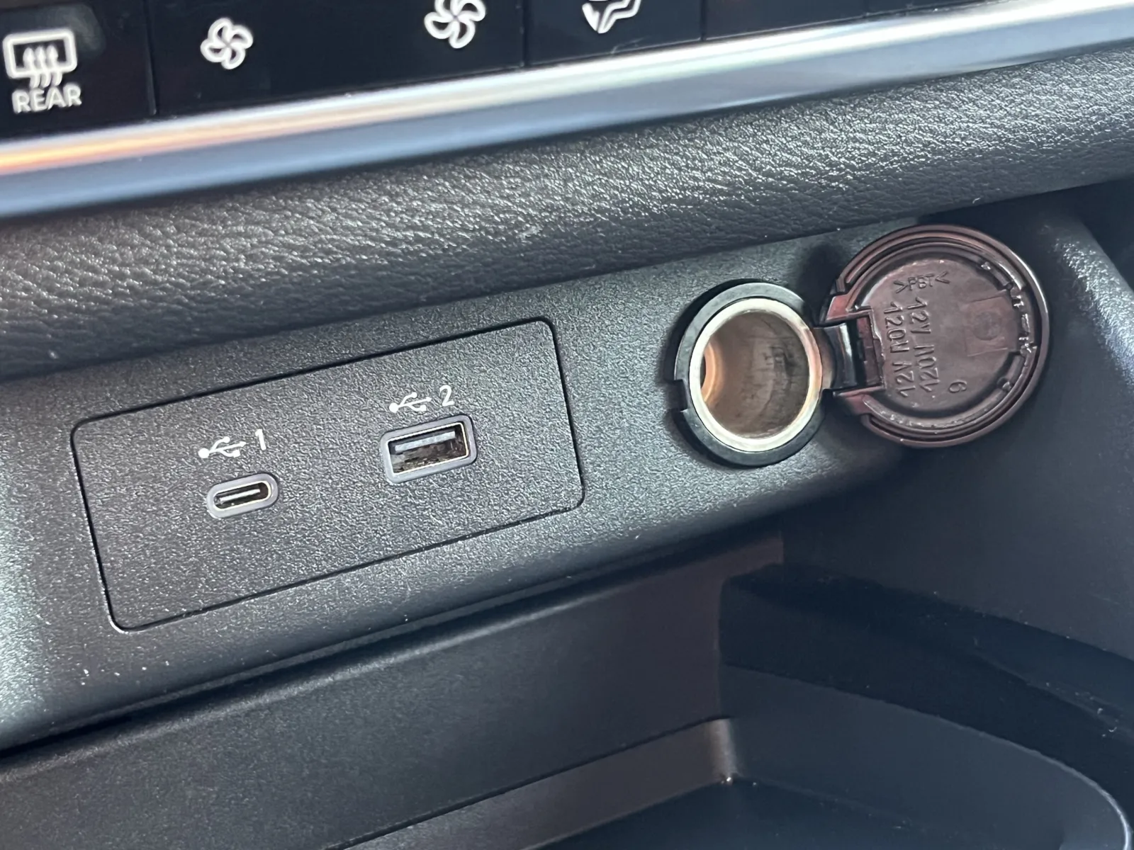 Nissan Rogue photo 22