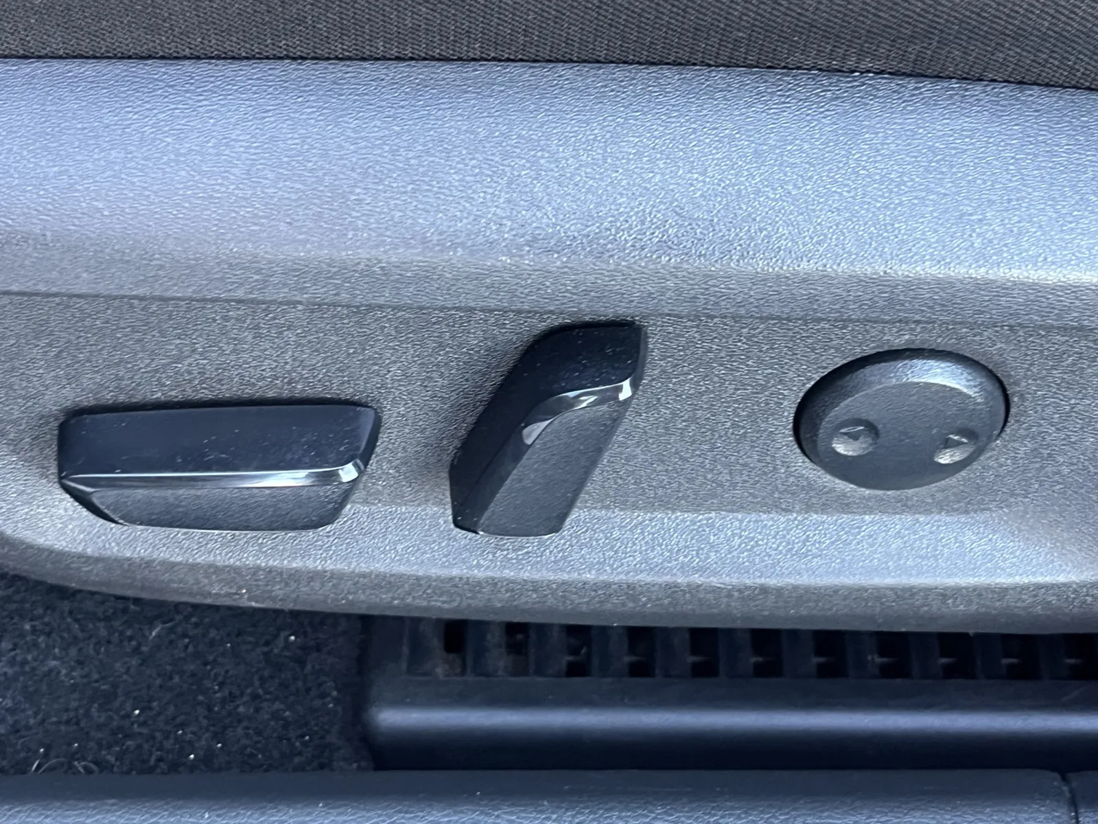 Nissan Rogue photo 26