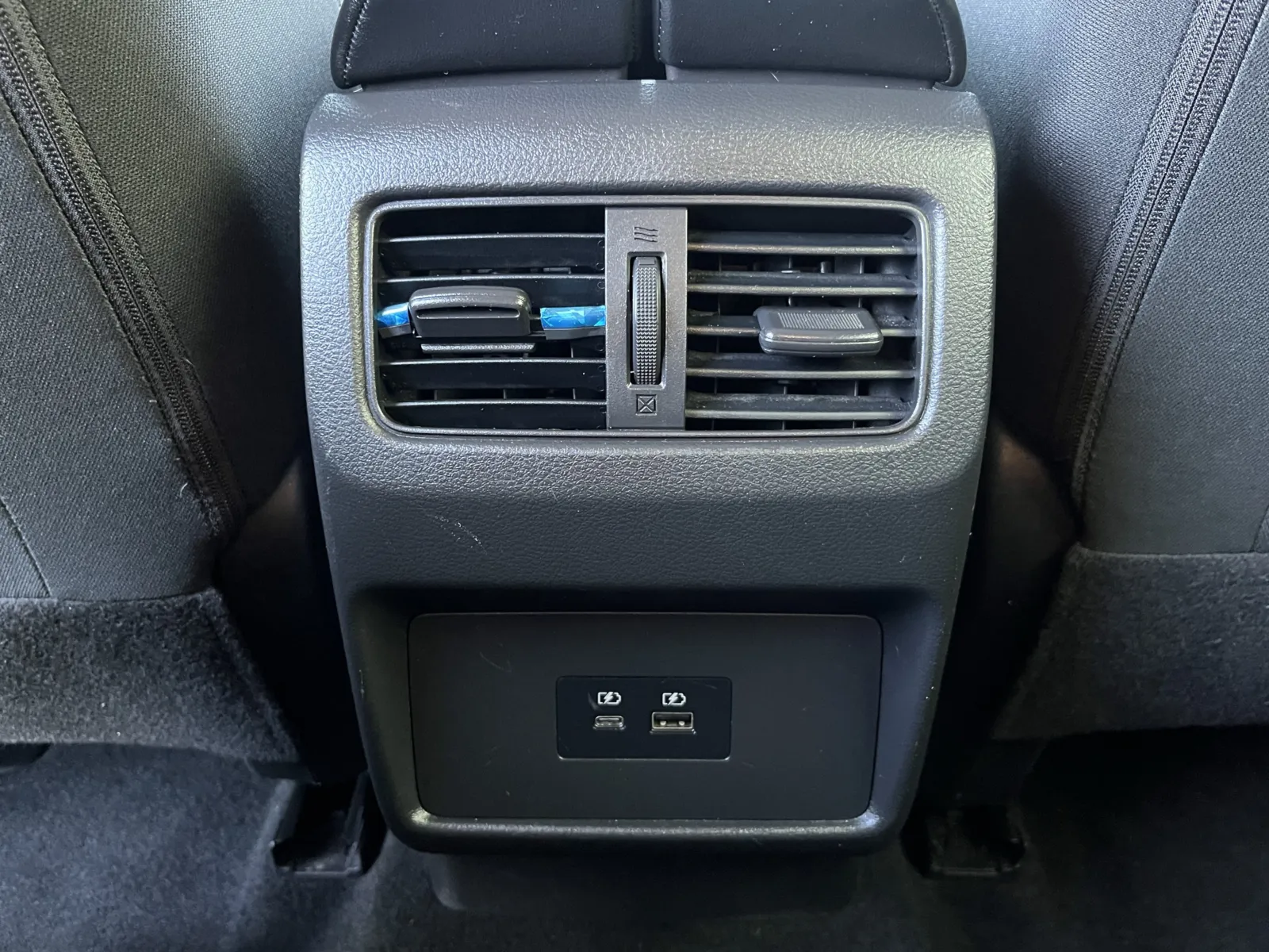 Nissan Rogue photo 27