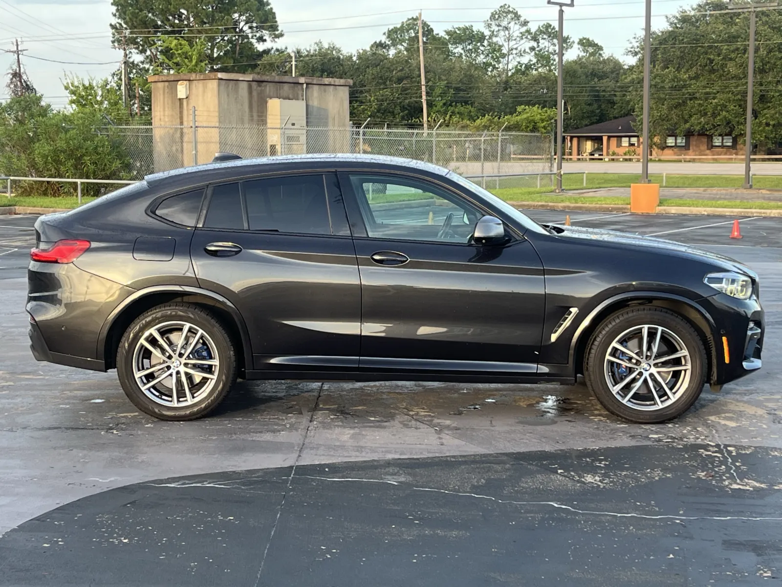 BMW X4 photo 8