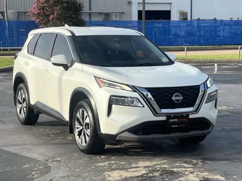 Photos of 2023 Nissan Rogue SV for sale in Alvin, TX at Auto Boutique Texas