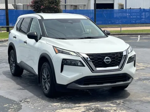 Photos of 2023 Nissan Rogue S for sale in Alvin, TX at Auto Boutique Texas