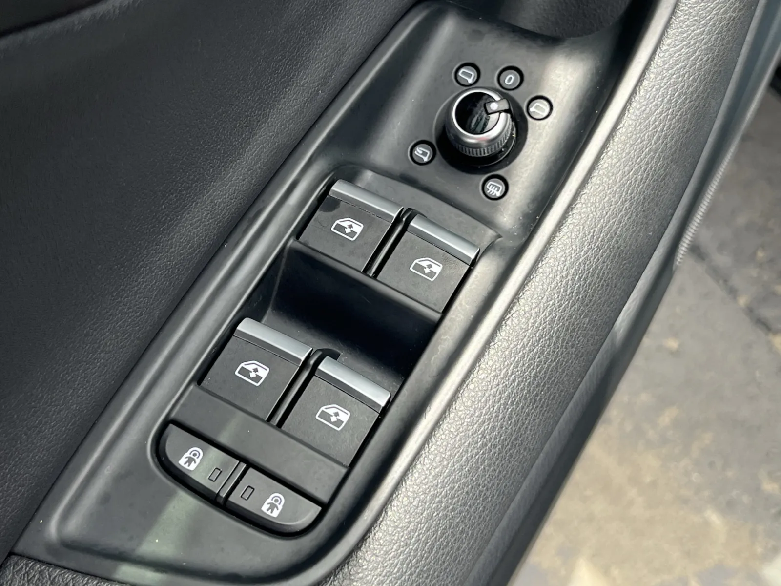 Audi Q7 photo 24