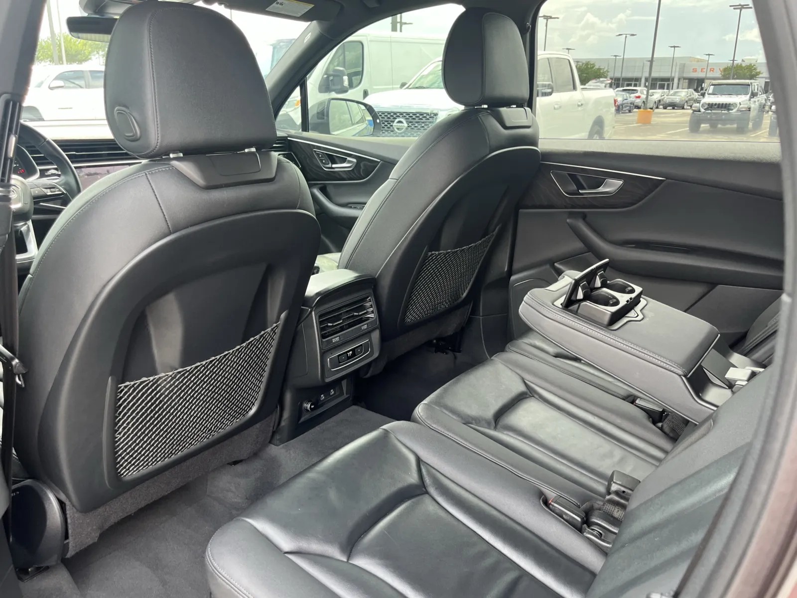 Audi Q7 photo 30