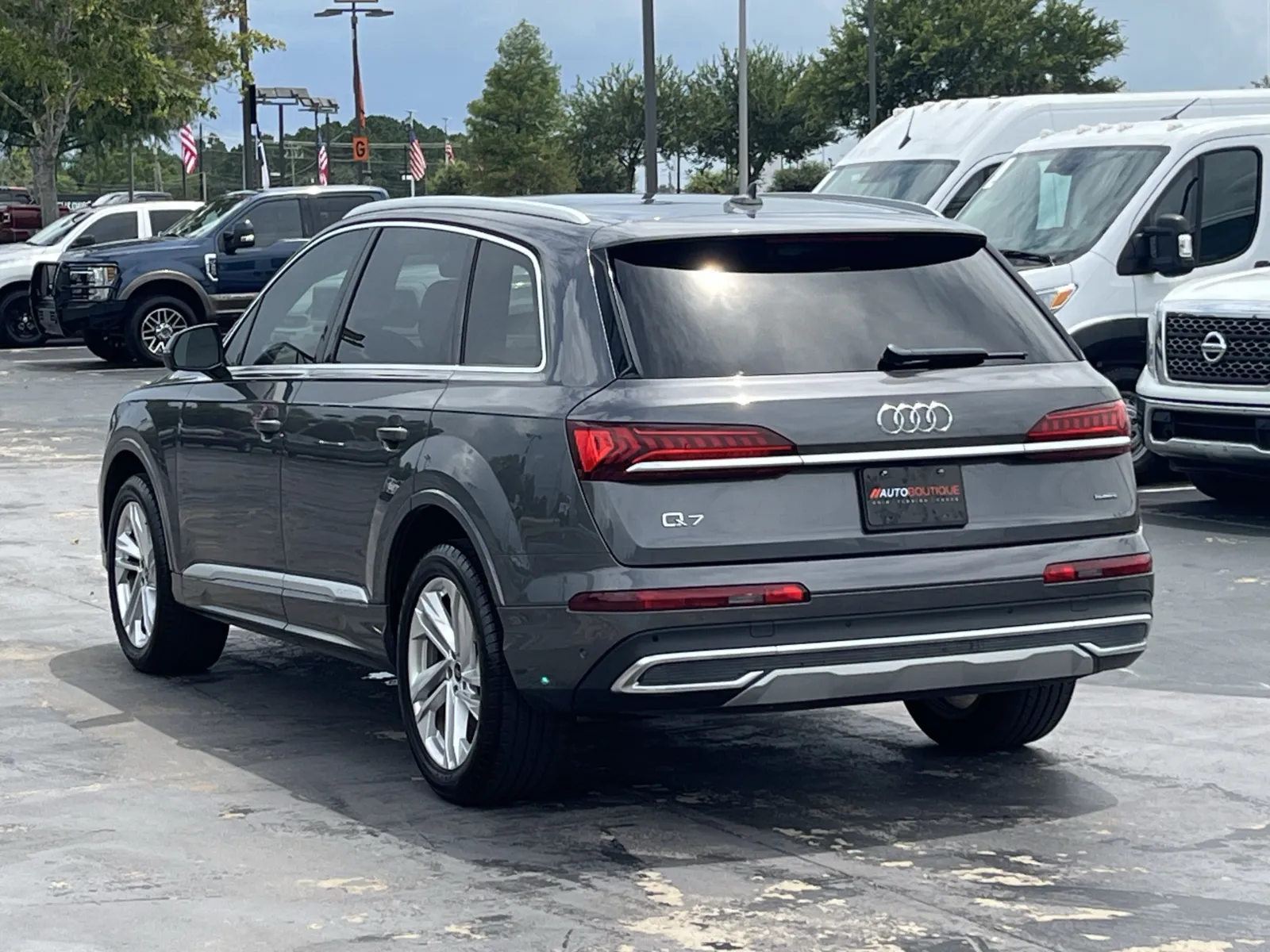 Audi Q7 photo 7
