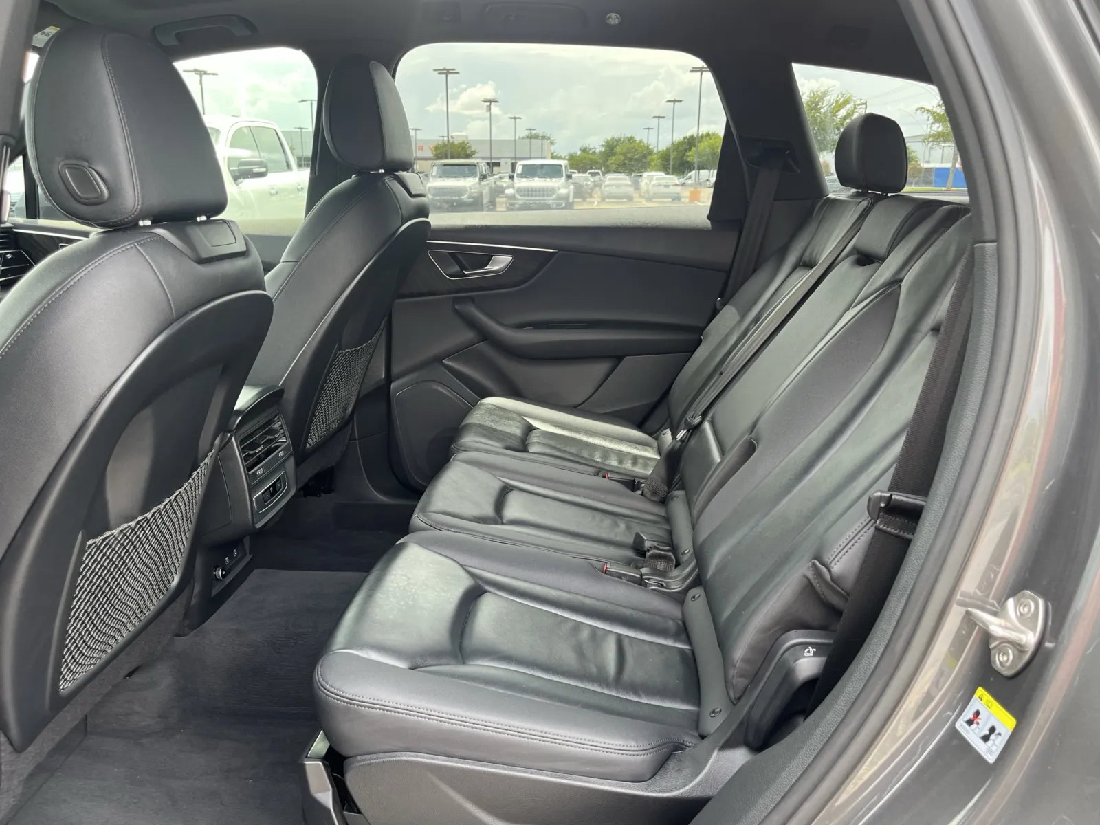 Audi Q7 photo 29