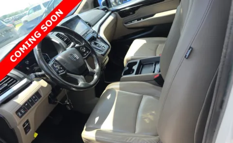More photos of 2021 Honda Odyssey Touring at Auto Boutique Texas, TX