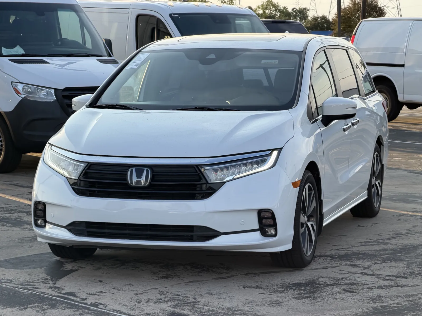 Honda Odyssey photo 3
