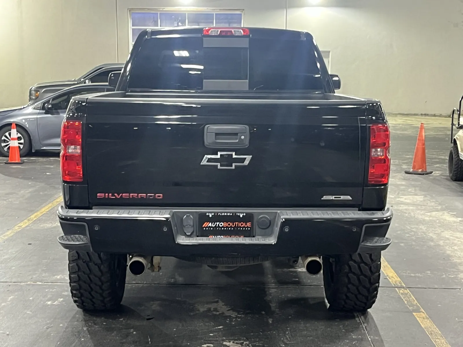 Chevrolet Silverado photo 7