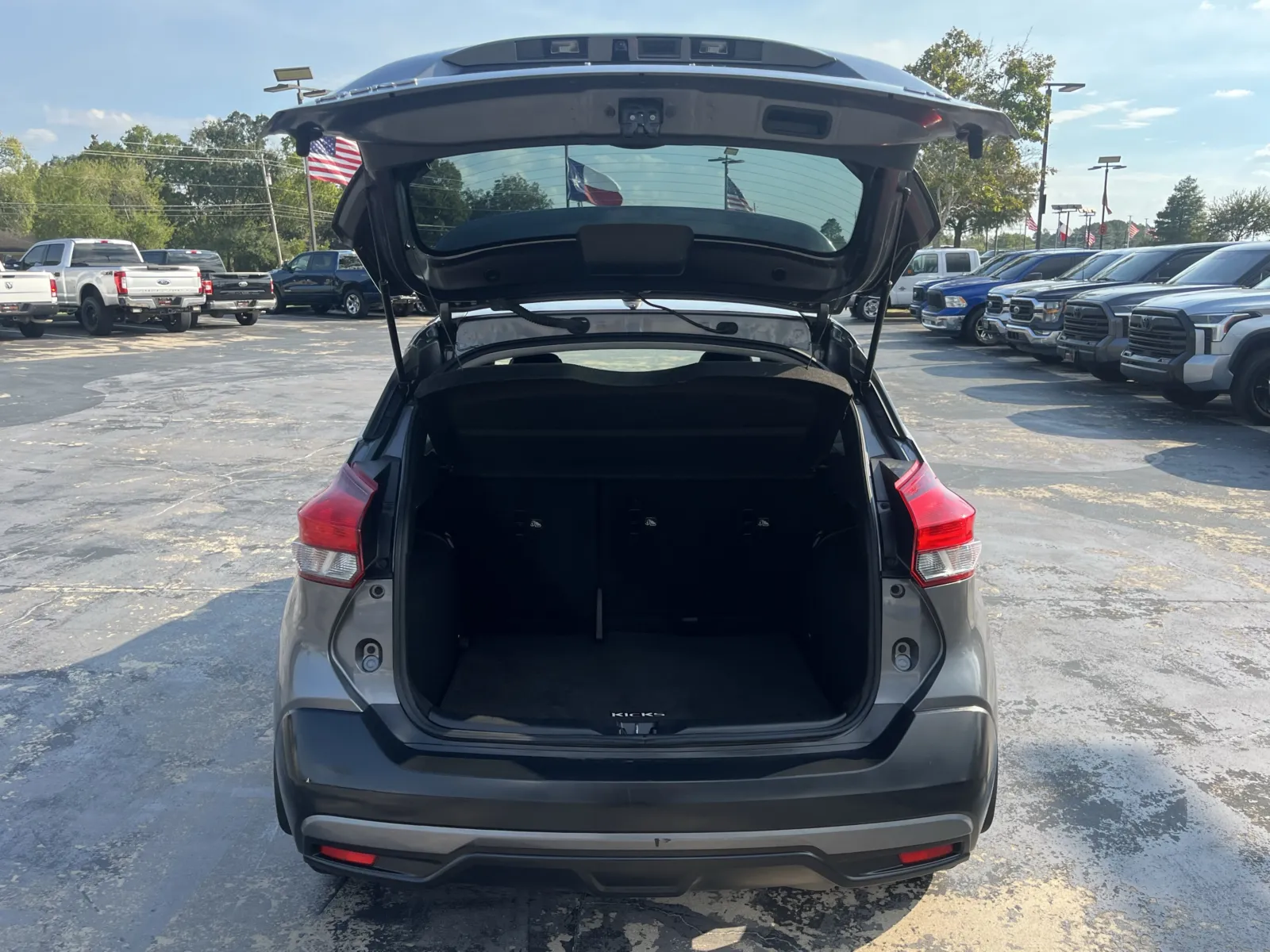 Nissan Kicks photo 11
