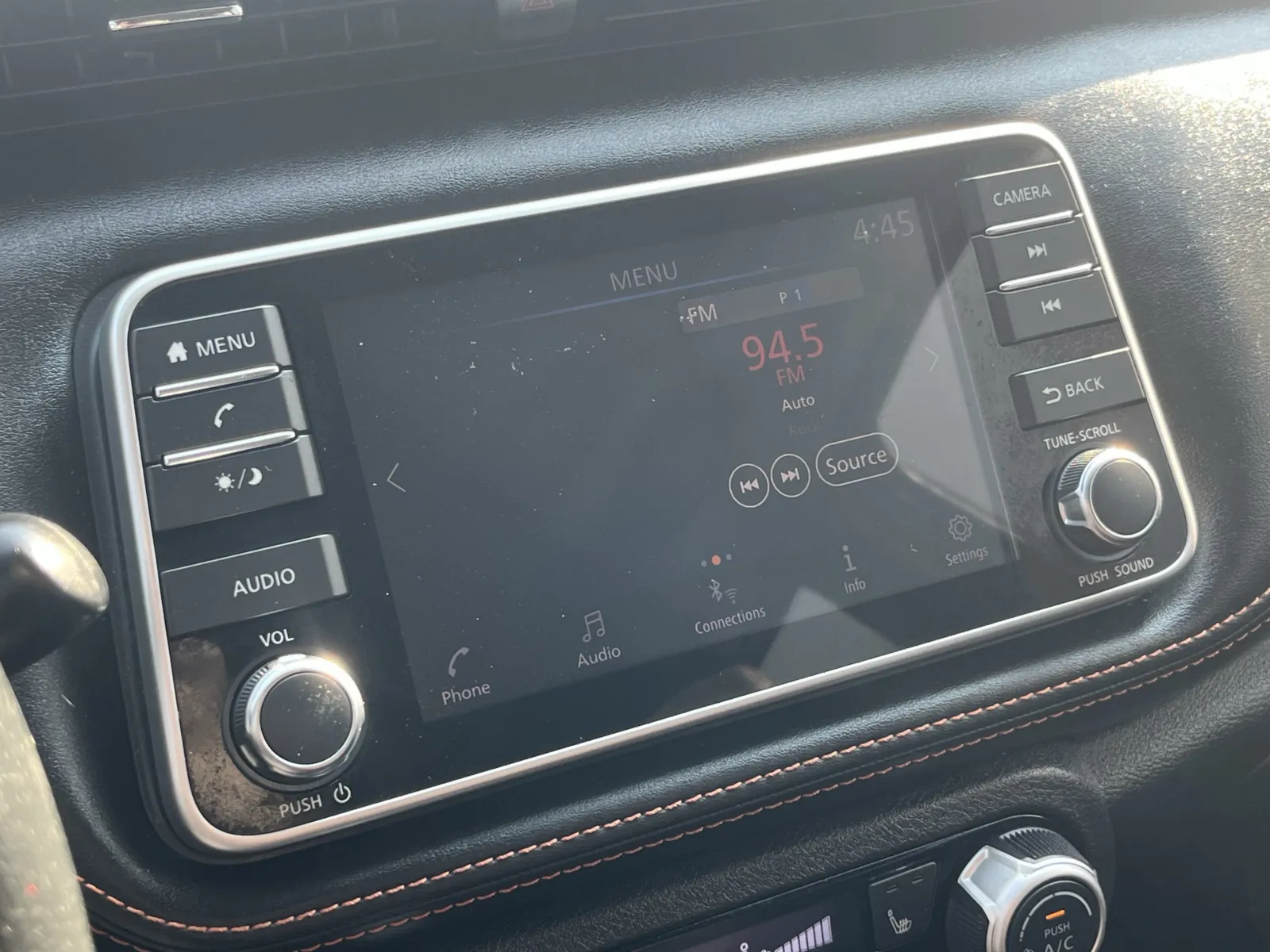 Nissan Kicks photo 6