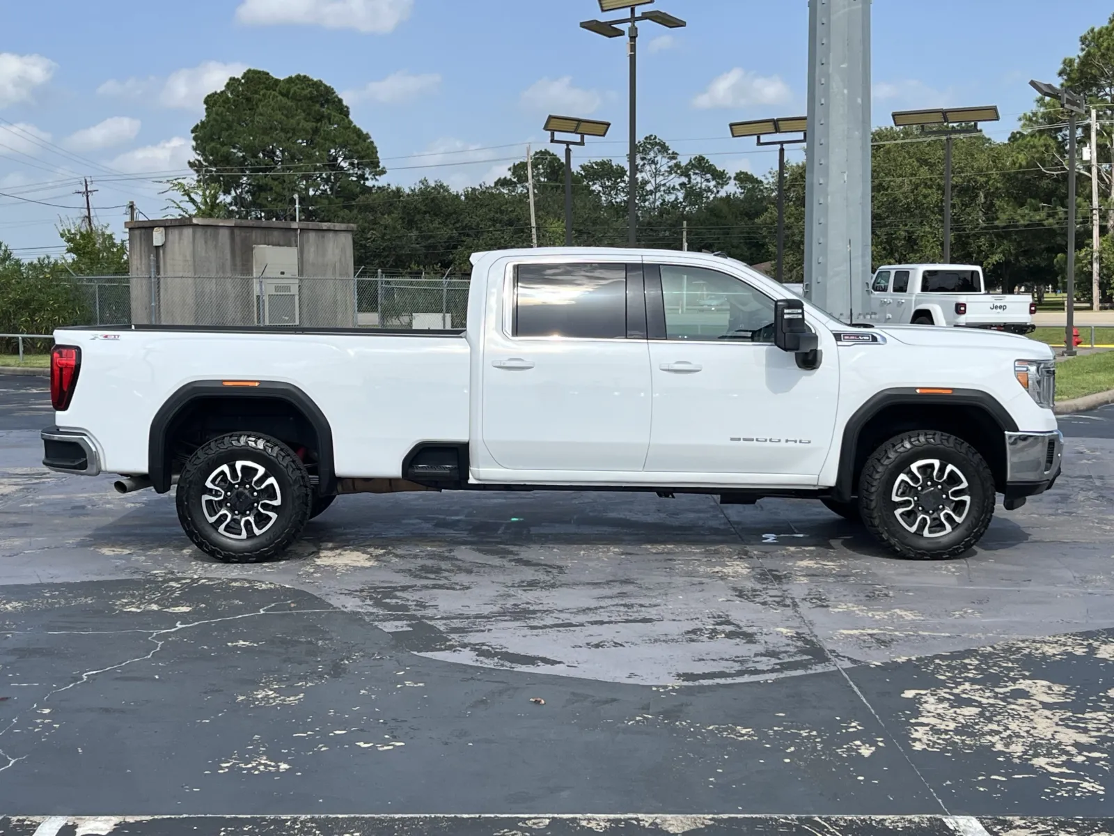 GMC Sierra photo 9