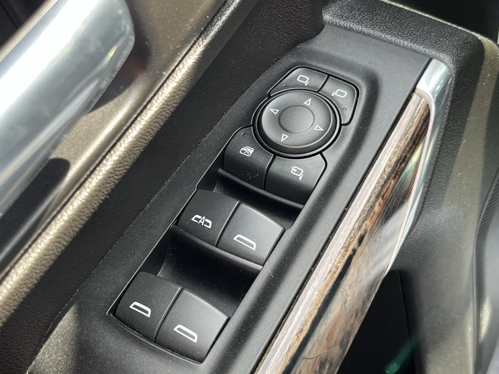 GMC Sierra photo 23
