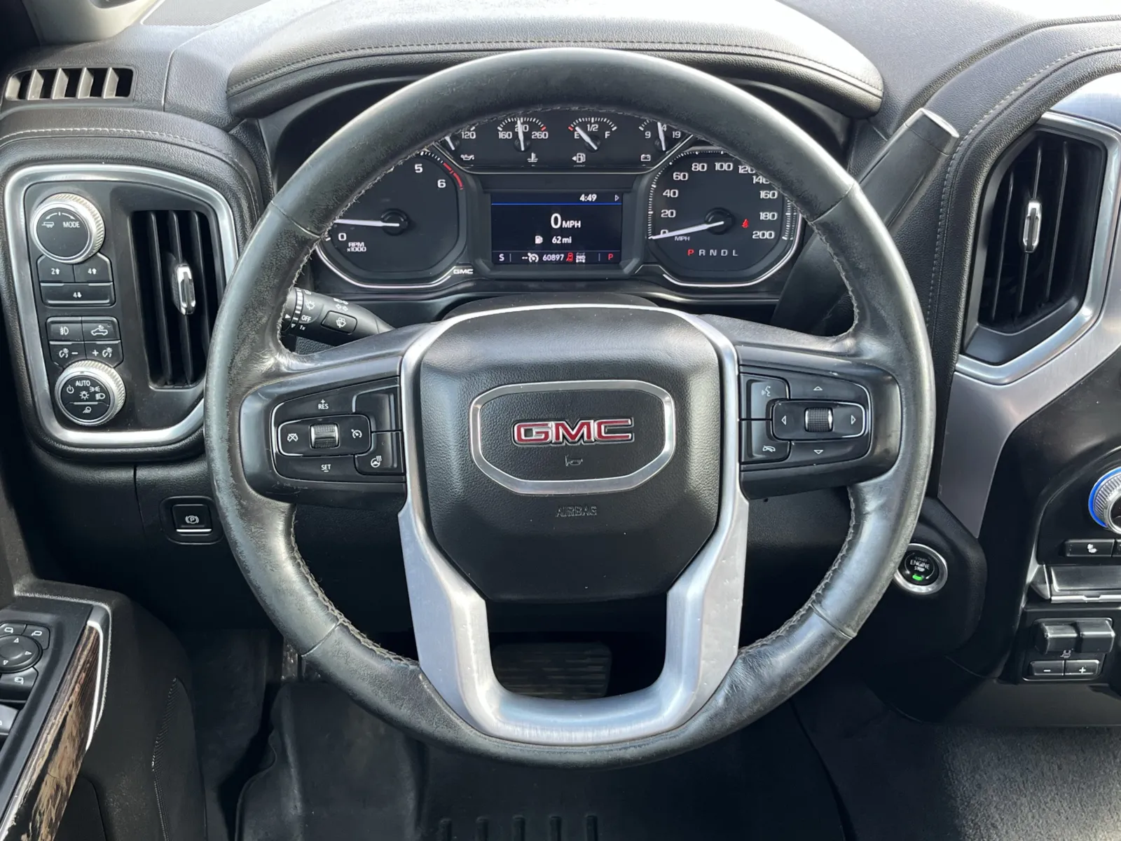 GMC Sierra photo 14