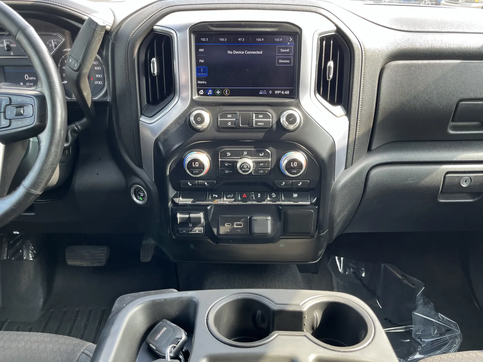 GMC Sierra photo 22
