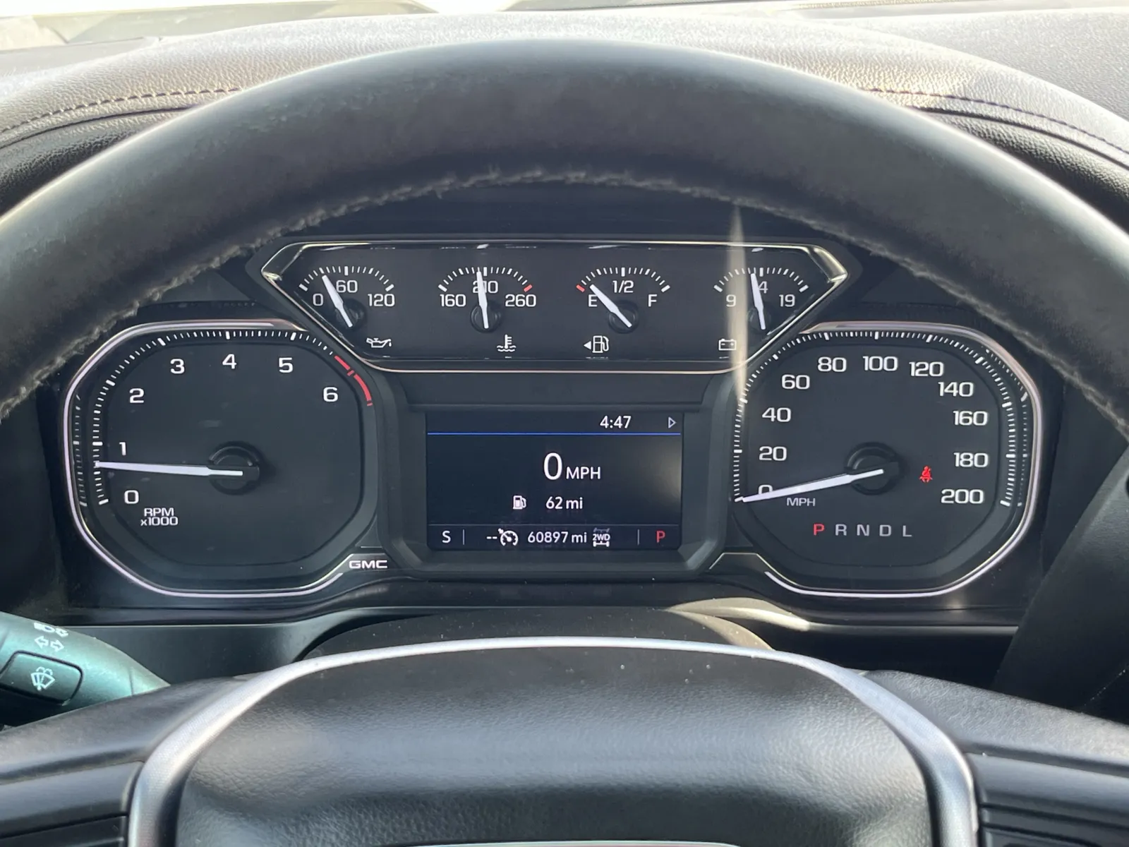 GMC Sierra photo 17