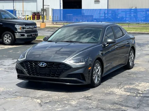 Photos of 2023 Hyundai Sonata SEL for sale in Alvin, TX at Auto Boutique Texas