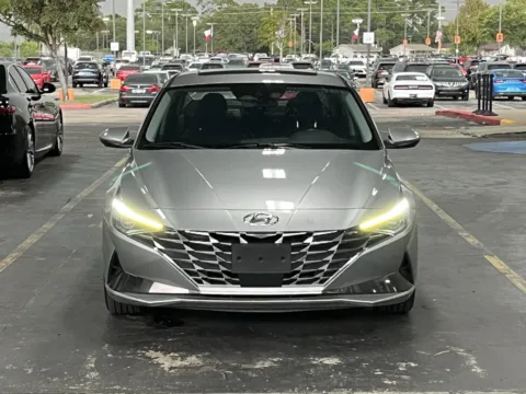 More photos of 2021 Hyundai Elantra SEL at Auto Boutique Texas, TX