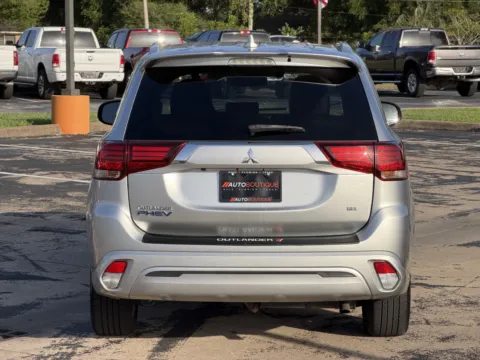 More photos of 2022 Mitsubishi Outlander PHEV SEL at Auto Boutique Texas, TX