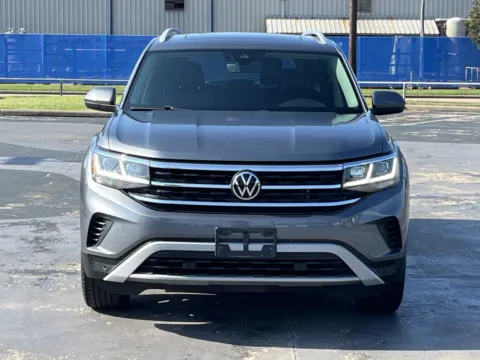 More photos of 2022 Volkswagen Atlas 2.0T SEL at Auto Boutique Texas, TX