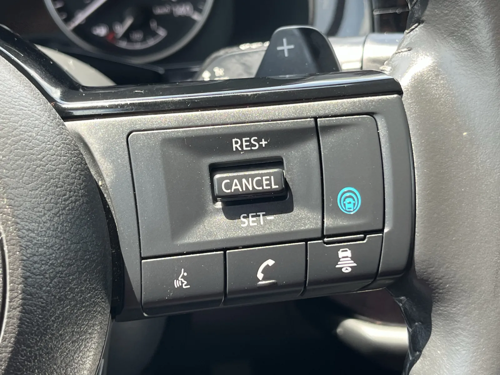 Nissan Pathfinder photo 19