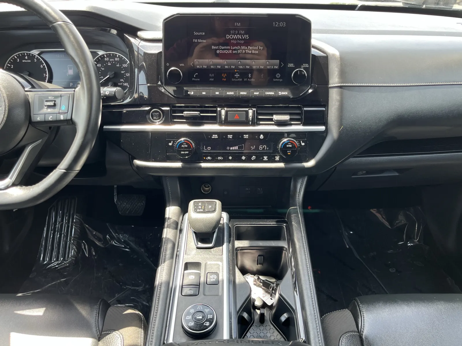 Nissan Pathfinder photo 25