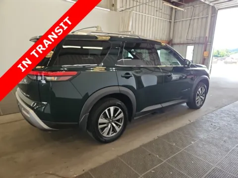 More photos of 2023 Nissan Pathfinder SL at Auto Boutique Texas, TX