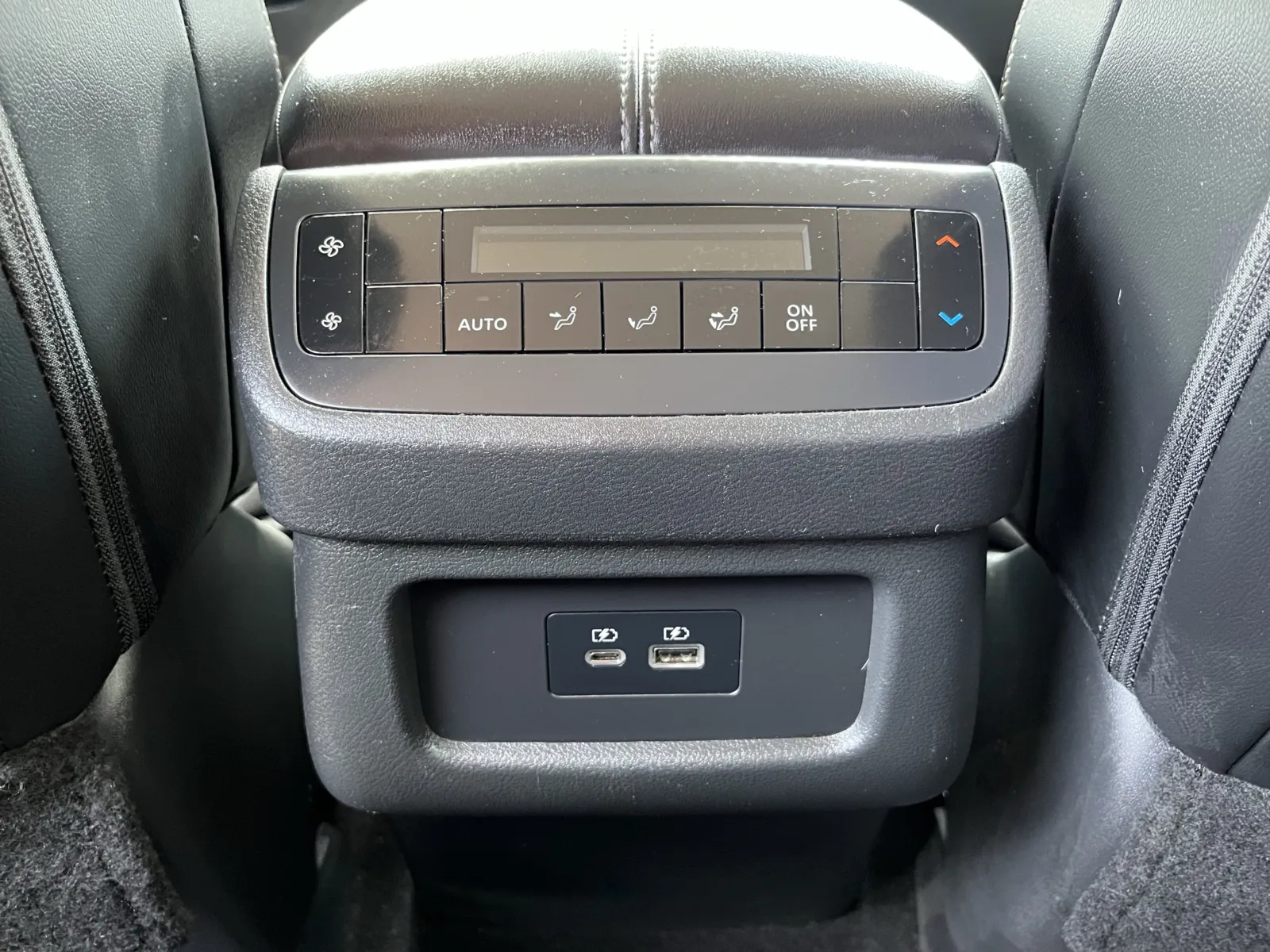 Nissan Pathfinder photo 28