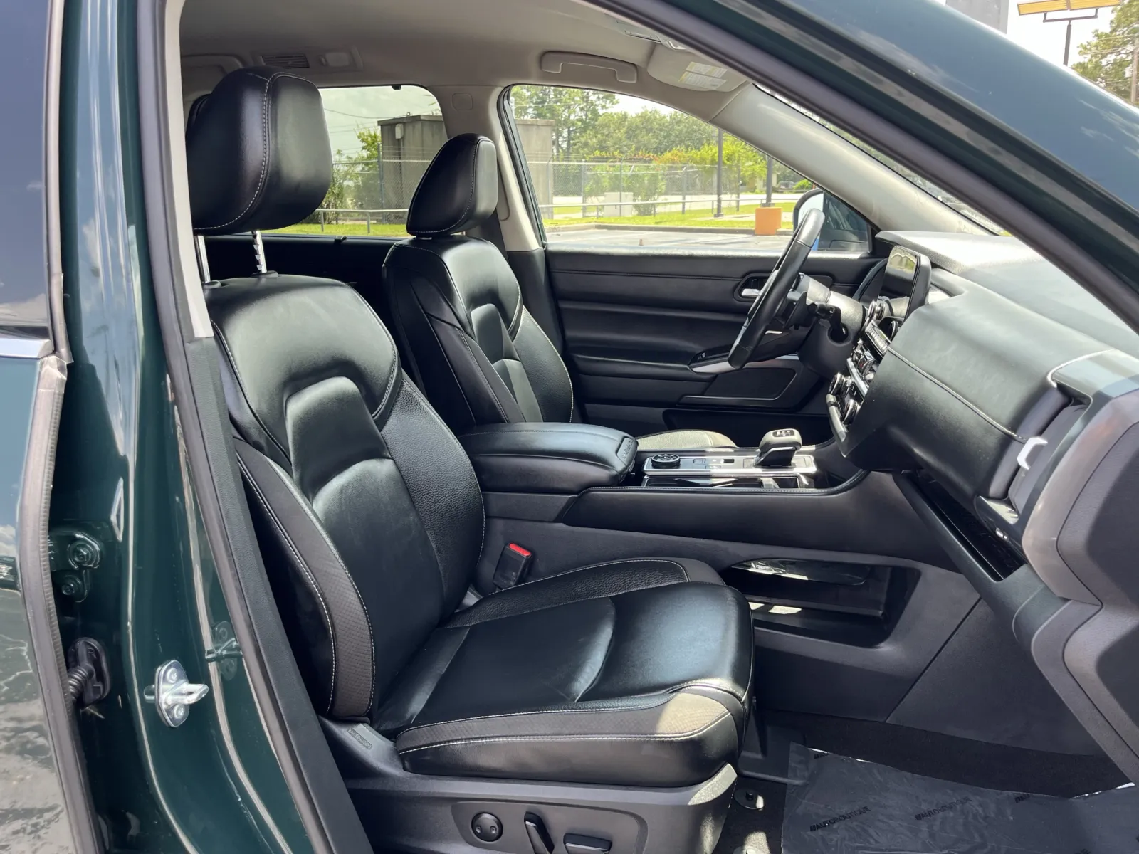 Nissan Pathfinder photo 30