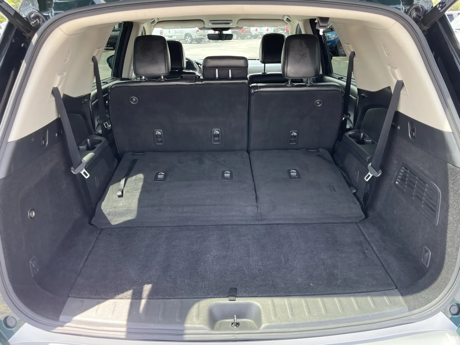 Nissan Pathfinder photo 11