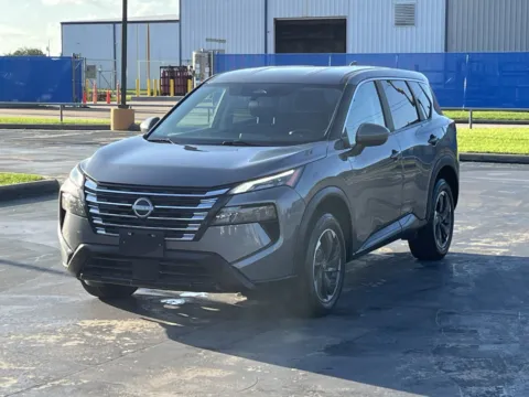 Photos of 2024 Nissan Rogue SV for sale in Alvin, TX at Auto Boutique Texas