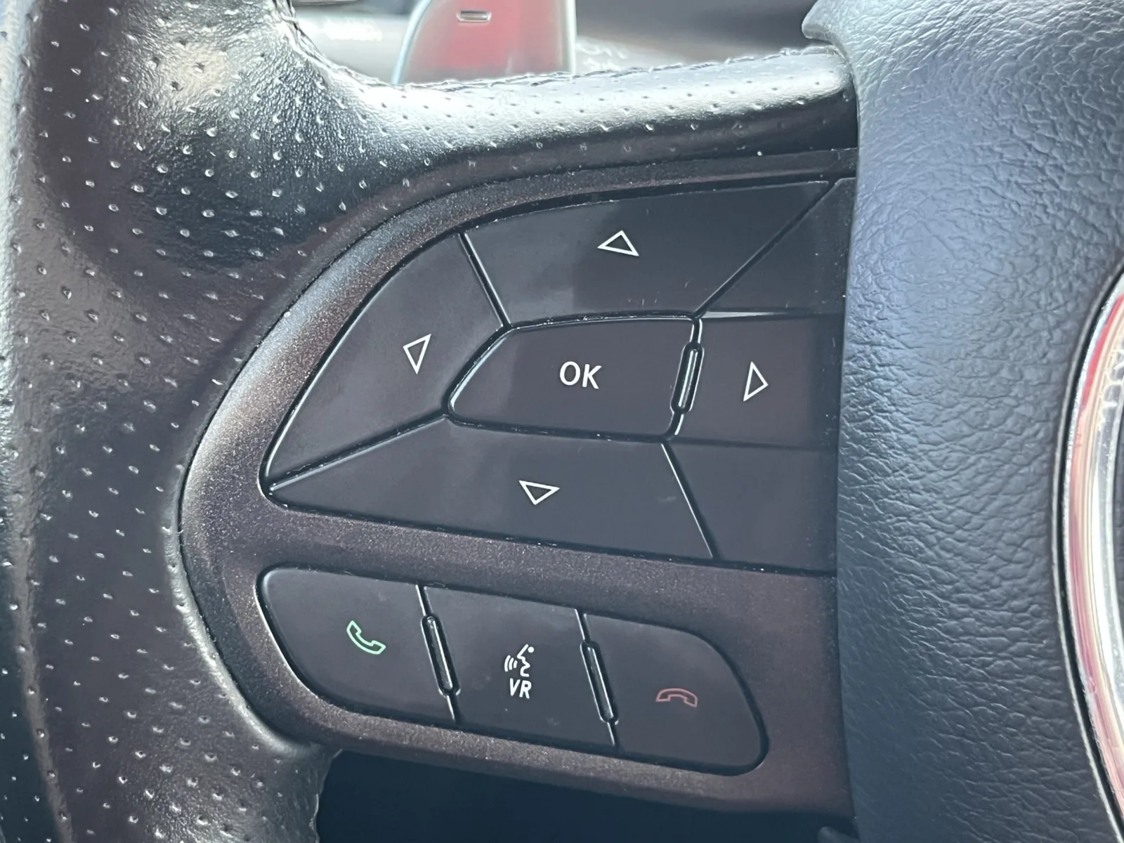 Dodge Challenger photo 16