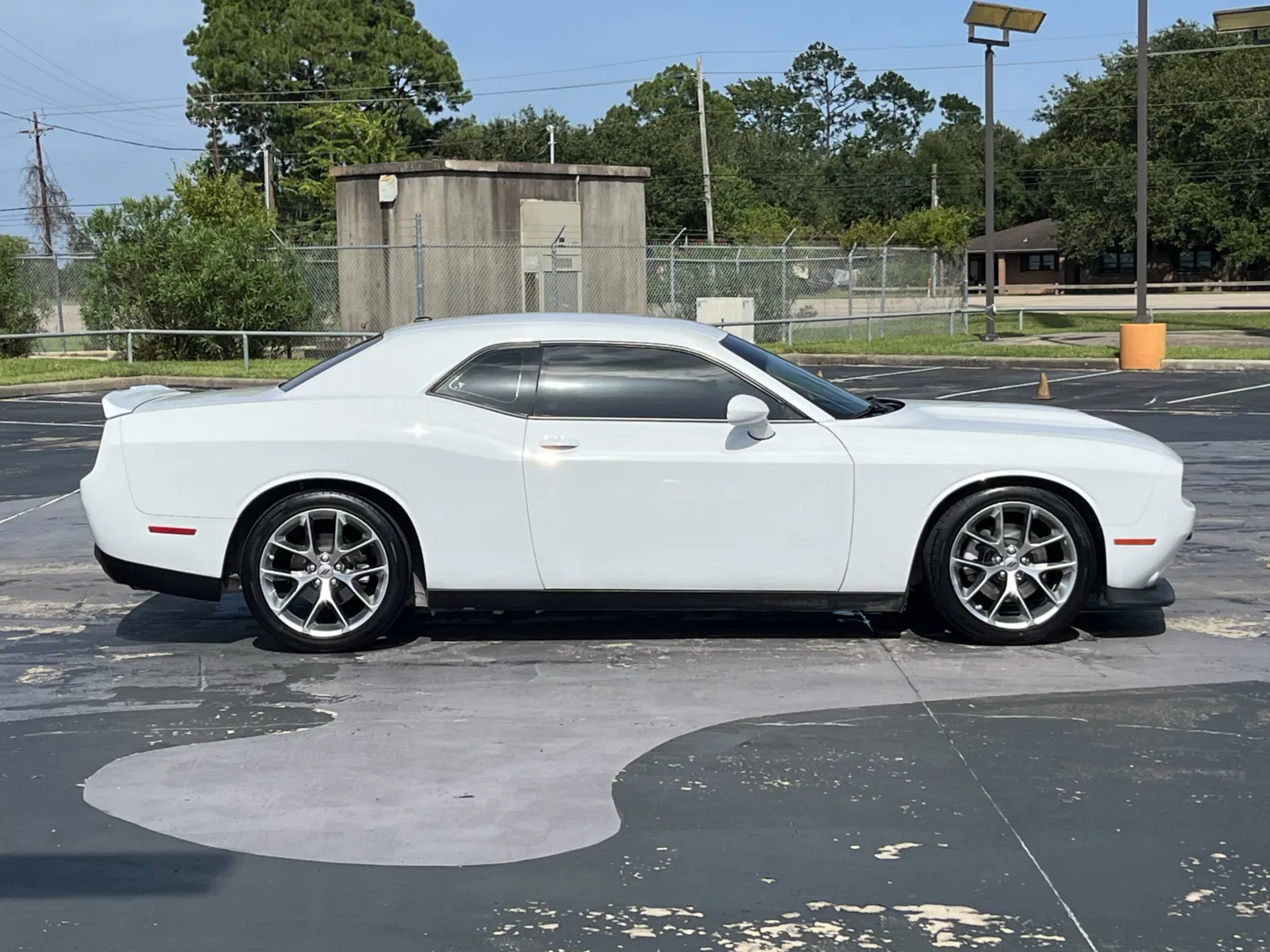 Dodge Challenger photo 9