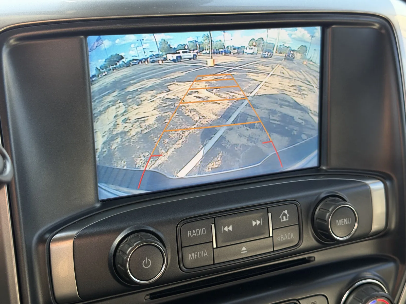Chevrolet Silverado photo 9