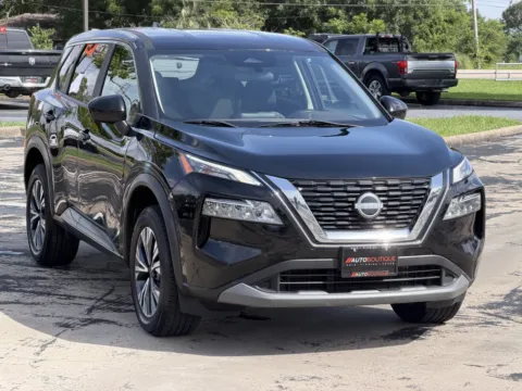 Photos of 2023 Nissan Rogue SV for sale in Alvin, TX at Auto Boutique Texas
