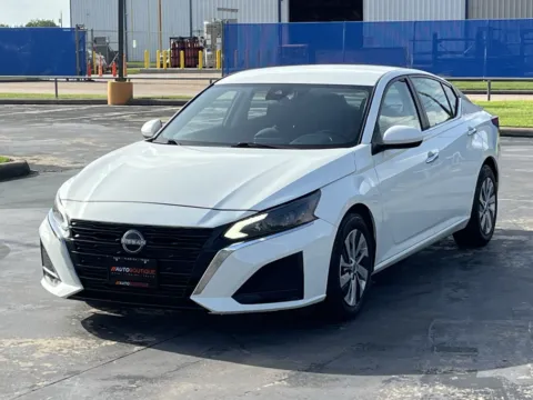 Another view of 2023 Nissan Altima 2.5 S for sale in Alvin, TX at Auto Boutique Texas