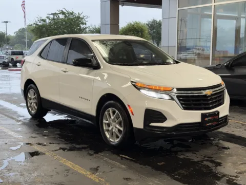 Photos of 2022 Chevrolet Equinox LS for sale in Alvin, TX at Auto Boutique Texas
